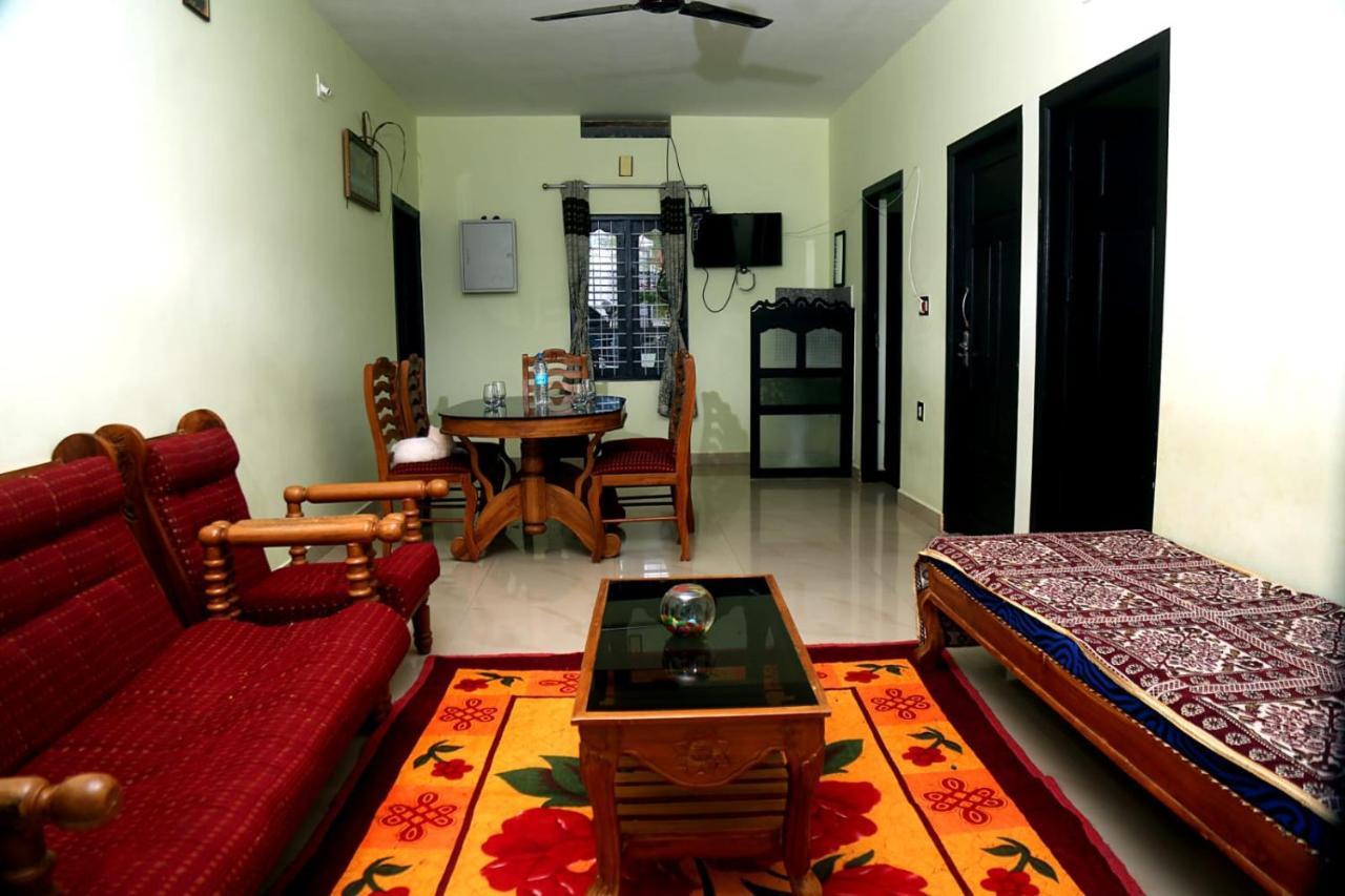 Colonia Munnar Homestay Luaran gambar